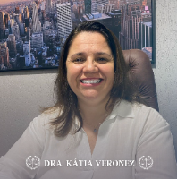 Dra. Kátia Veronez
